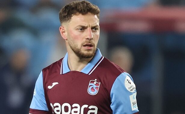 Mustafa Eskihellaç Kimdir? Kaç Yaşında ve Hangi Takımda?