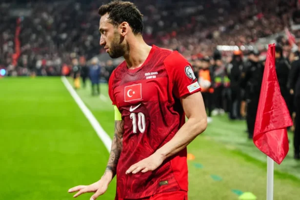 Hakan Çalhanoğlu'ndan Eleştirilere Sert Tepki Geldi