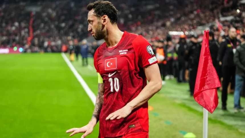 Hakan Çalhanoğlu'ndan Eleştirilere Sert Tepki Geldi