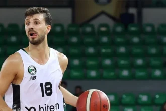 Doğuş Özdemiroğlu Kimdir? Takımı, Boyu ve Sevgilisi