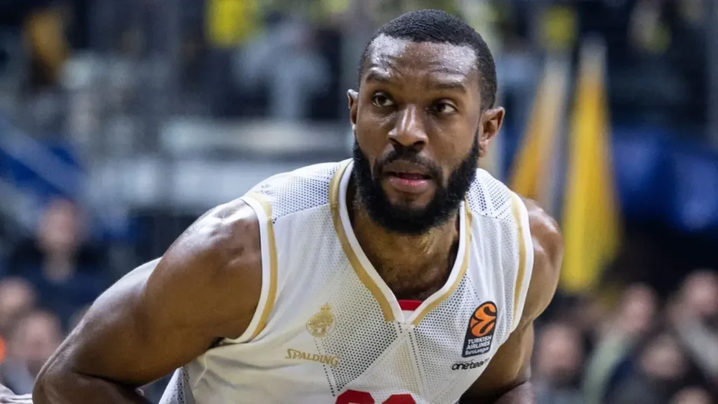 Vitto Brown Kaç Yaşında ve Hangi Takımda Oynuyor?