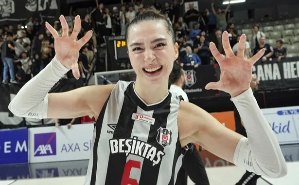 Saliha Şahin Kimdir? Takımı, Boyu ve Maaşı