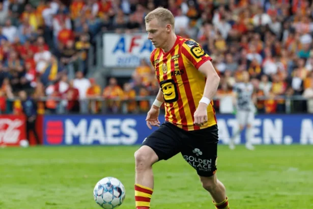 Nikola Storm Kimdir?