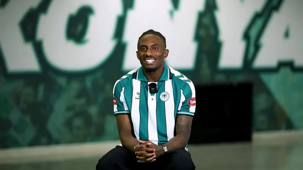 Yhoan Andzouana Kimdir?