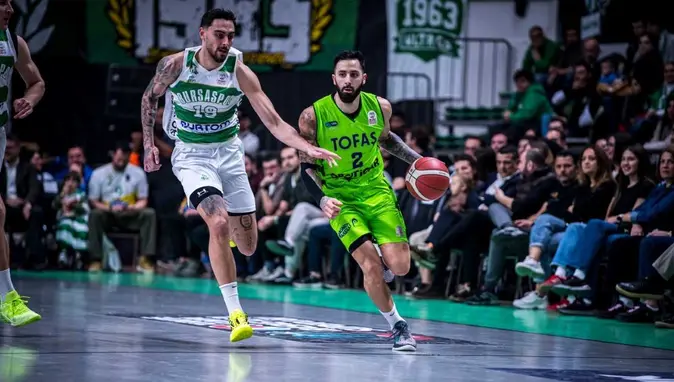 Bursa’da Basketbol Şöleni: Tofaş Uzatmalarda Güldü!