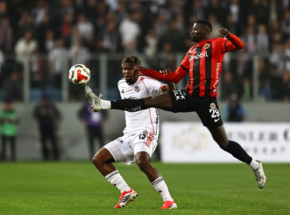 Orkun Kökçü’den Jeneriklik Gol