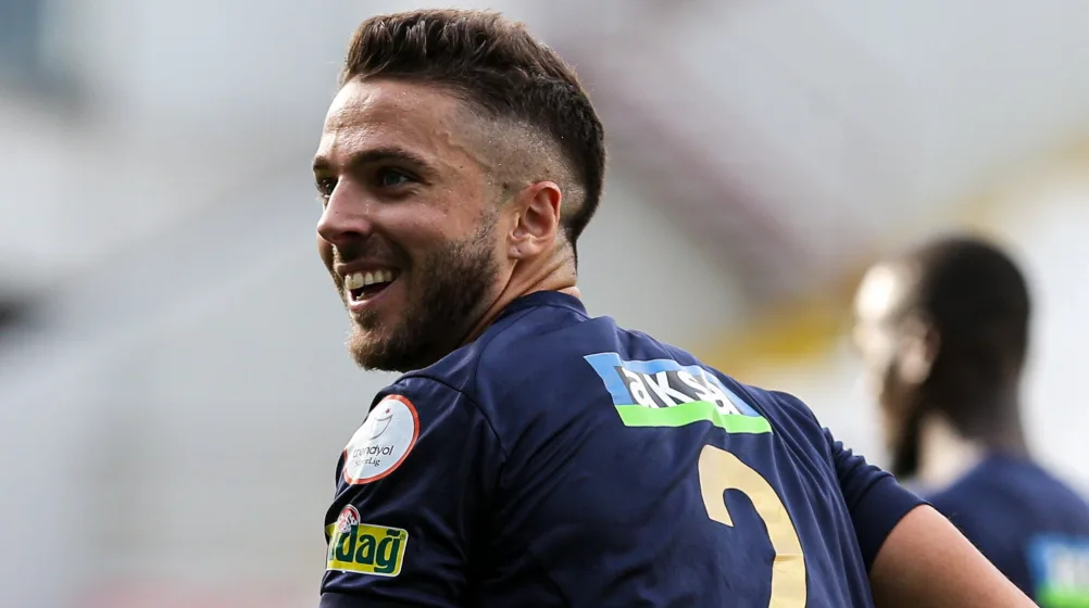 Cláudio Winck Kaç Yaşında ve Hangi Takımda Oynuyor?