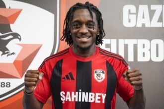 Christopher Lungoyi Kimdir? 2026 Güncel Takımı ve Maaşı