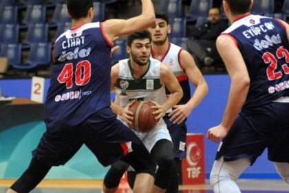 Mete Tekçevik Kimdir? Kaç Yaşında ve Hangi Takımda