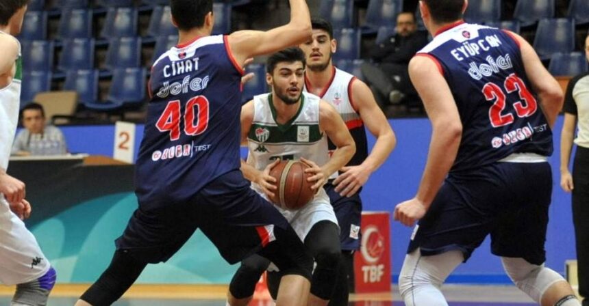 Mete Tekçevik Kimdir? Kaç Yaşında ve Hangi Takımda