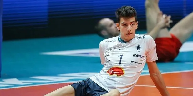 Kaan Gürbüz Ne Kadar Kazanıyor? Maaşı Ne Kadar?