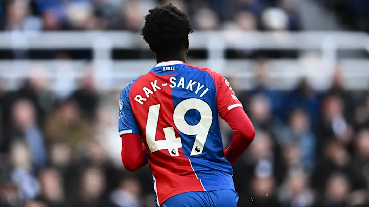 Jesurun Rak-Sakyi Hangi Takımda Form Giyiyor?