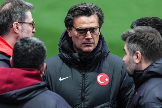 Montella'dan Flaş Karar: Romanya Maçı Öncesi 6 Futbolcu Kadrodan Çıkarıldı!
