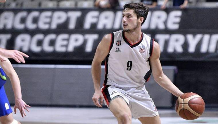 Emir Adıgüzel Kaç Yaşında? Boyu ve Kilosu Kaç?