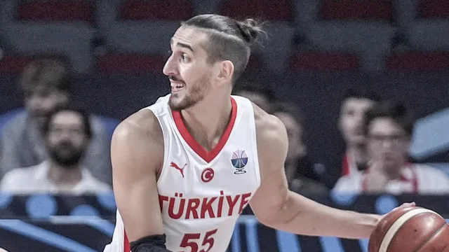 Kenan Sipahi Kimdir, Kaç Yaşında ve Aslen Nereli?
