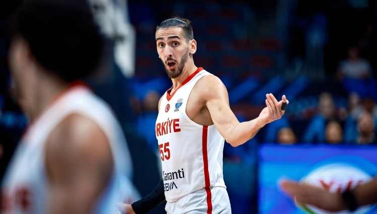 Babasının Memleketi Neresi ve Ne Kadar Kazanıyor?