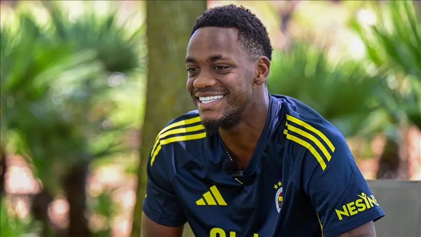 Premier Lig'in Yeni Kasırgası: Jhon Durán Kimdir? Kariyeri ve Başarıları