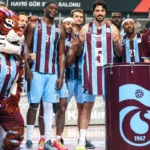 Trabzonspor Deplasmanda Fırtına Gibi Esti: Tofaş 71 - 91 Trabzonspor