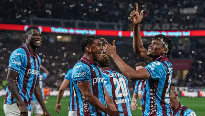 Fatih Tekke ile Zirve Yürüyüşü: Trabzonspor Akdeniz’de Şampiyonluk Sınavında!