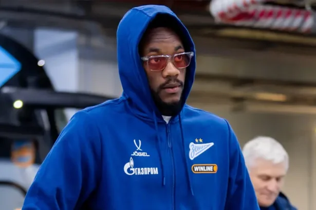 Sadettin Saran Haklı Çıktı: Fenerbahçe'den Kovulan Jhon Duran Zenit'te Kayıplara Karıştı!