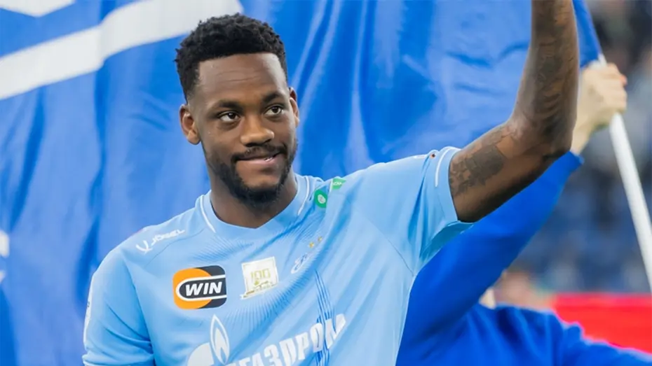 Sarı-Lacivertli Formadan Ayrılış: Bardağı Taşıran Son Damla