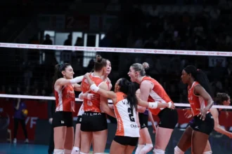 Eczacıbaşı Dynavit Devler Ligi Vizesini Aldı: Zeren Spor Karşısında Kritik Galibiyet