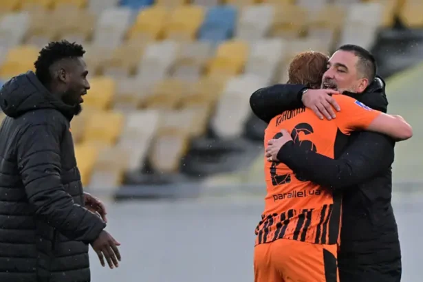 Arda Turan'dan Tarihi Zafer: Shakhtar Donetsk Şampiyonluğa Koşuyor