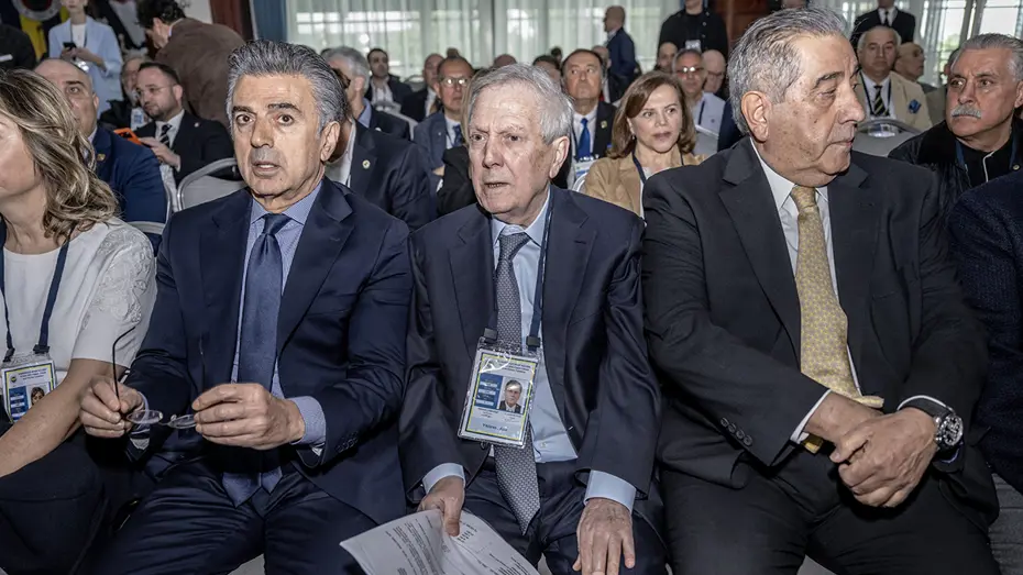 "Milyon Eurolar Çöpe Atıldı" İsyanı