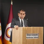 Dursun Özbek'ten Divan Kurulunda Şampiyonluk Açıklaması: Rakiplere Flaş Gönderme!