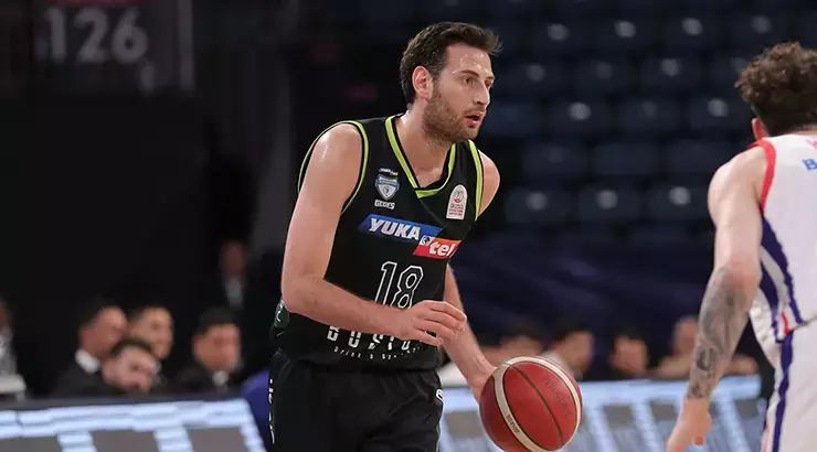 Egehan Arna Ne Kadar Kazanıyor? Maaşı Ne Kadar?