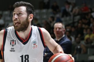 Egehan Arna Kimdir? Takımı, Boyu ve Kariyeri