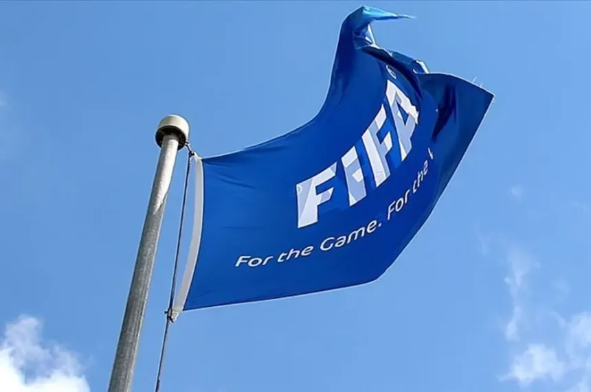 FIFA'dan Tarihi Kural