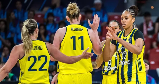 Yıldızların Devreye Girmesi ve Soyunma Odasına Gidiş