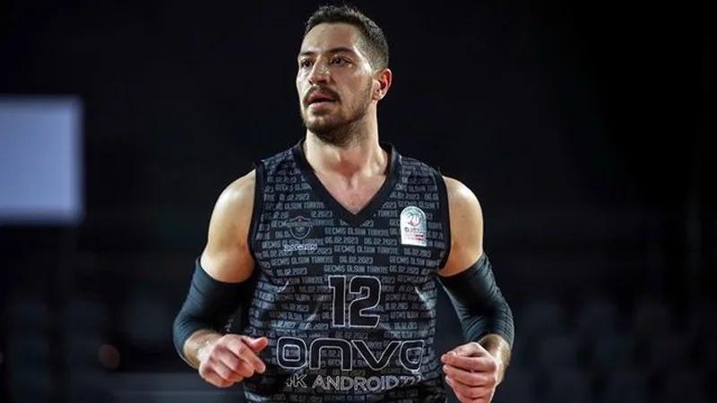 Metehan Akyel Kaç Yaşında ve Hangi Takımda Oynuyor?