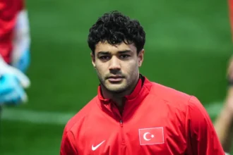 Ozan Kabak Kimdir? Takımı ve Maaşı