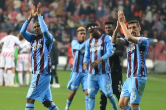 Trabzonspor Penaltılarla Yarı Finalde: Samsunspor'u 3-1 Geçti