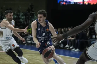 Anadolu Efes Dubai Karşısında Şov Yaptı: EuroLeague’de Kritik Galibiyet!