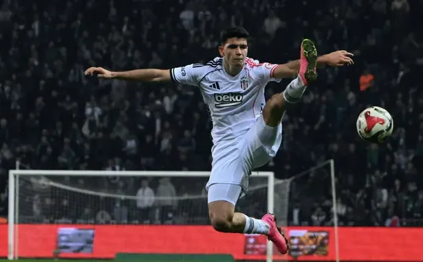 Beşiktaş'ta Yasin Özcan İlk Kez 11'de! Sergen Yalçın'dan Gaziantep Öncesi Rotasyon