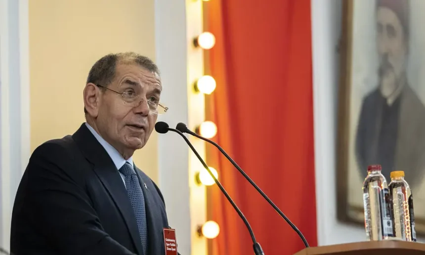 Dursun Özbek'ten Derbi Sonrası Çarpıcı Sözler: "Bizi Aşağı Çekemezler!"