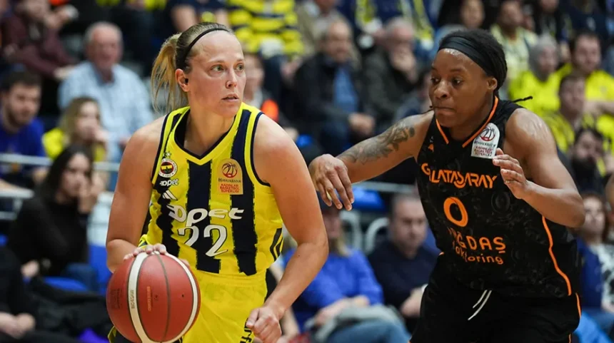 Fenerbahçe Opet Derbide Güldü: Finale Sadece Bir Adım