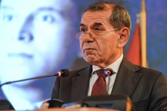 Galatasaray'da Yıldız İsimlerle Peş Peşe Ayrılıklar Kapıda!