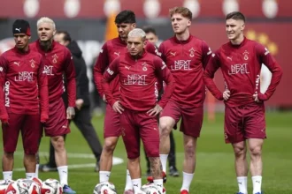 Galatasaray'dan Şampiyonluk Öncesi RAMS Park'ta Taraftara Açık İdman!