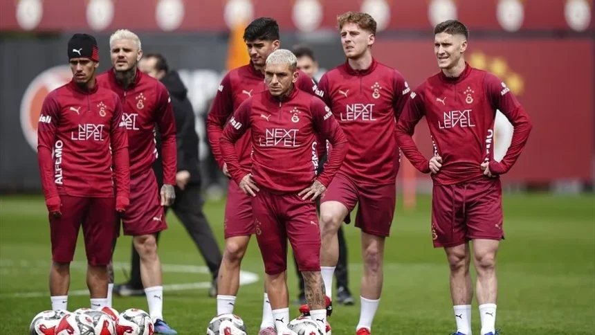Galatasaray'dan Şampiyonluk Öncesi RAMS Park'ta Taraftara Açık İdman!