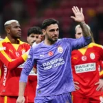 Osimhen'den Kupa Şoku Sonrası Günay Güvenç'e Dev Destek