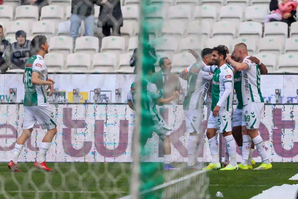 İkinci Devrede Kontrollü Oyun ve Final Golü