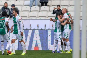 Konyaspor Evinde Hata Yapmadı: Karagümrük’ü 3 Golle Geçti!
