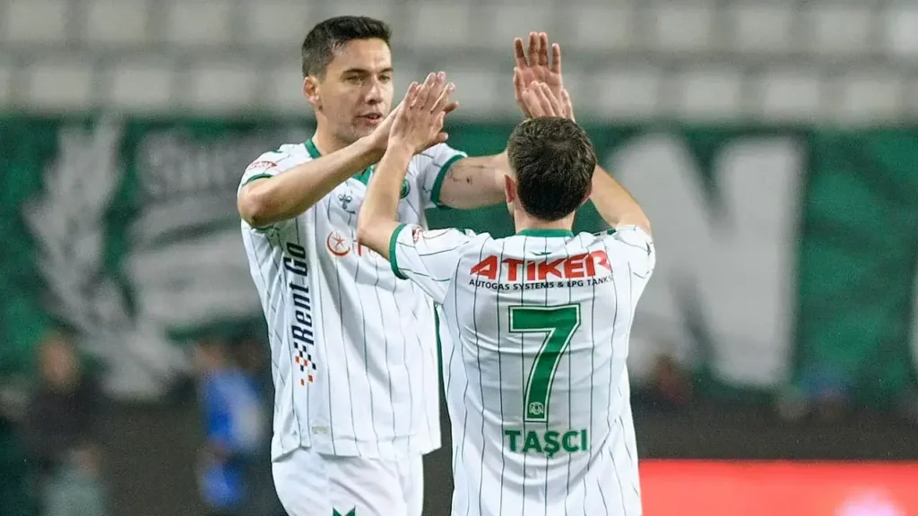 Karadeniz’de Nefes Kesen Randevu: Puanlar Paylaşıldı