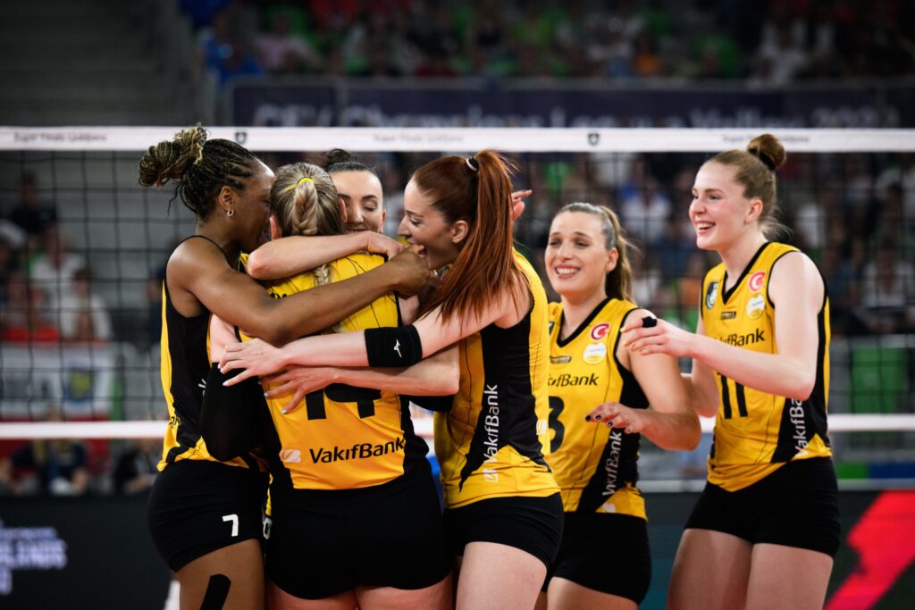 VakıfBank Geri Döndü: Oyunun Hakimiyeti El Değiştirdi