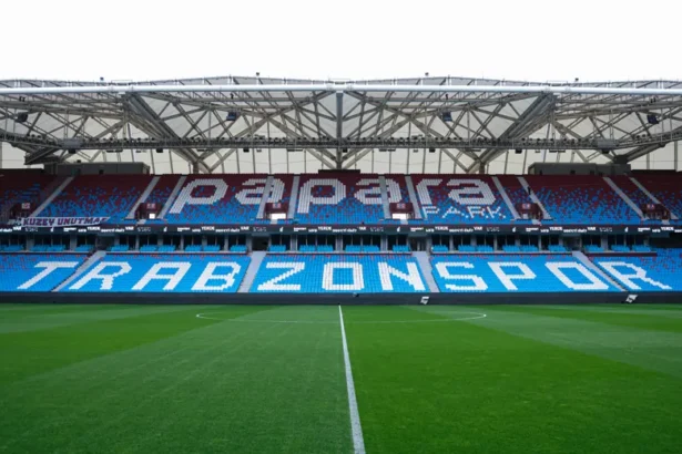 Trabzonspor'dan Dev Hamle: Başakşehir Maçı Biletleri 5 TL'den Satışa Çıktı!