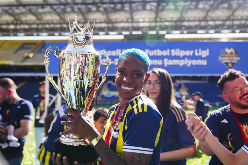 Görkemli Kupa Seremonisi ve Gözyaşları